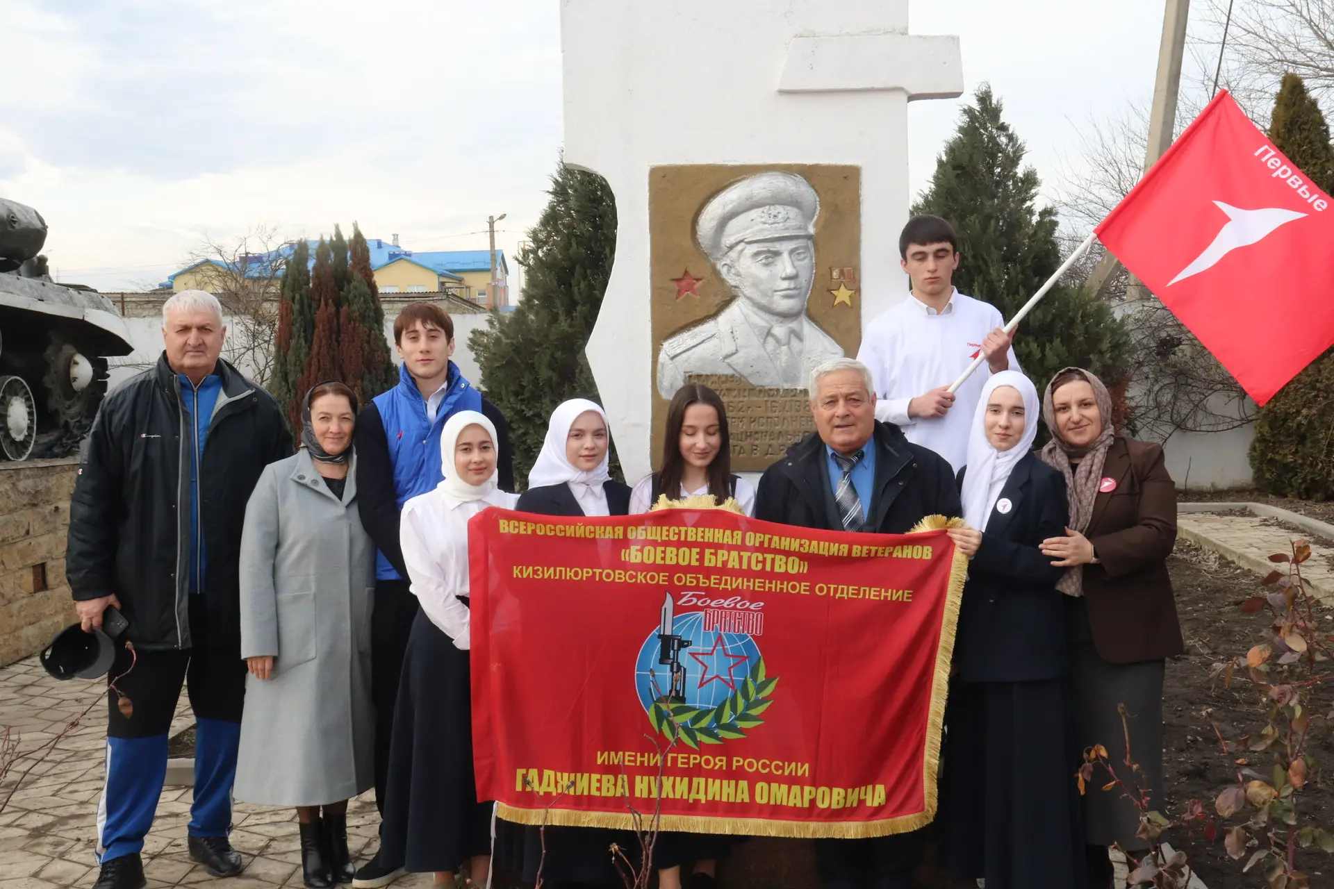 Разговор о гармонии, традициях и интернет-безопасности. Беседы со школьниками прошли в Кизилюртовском районе